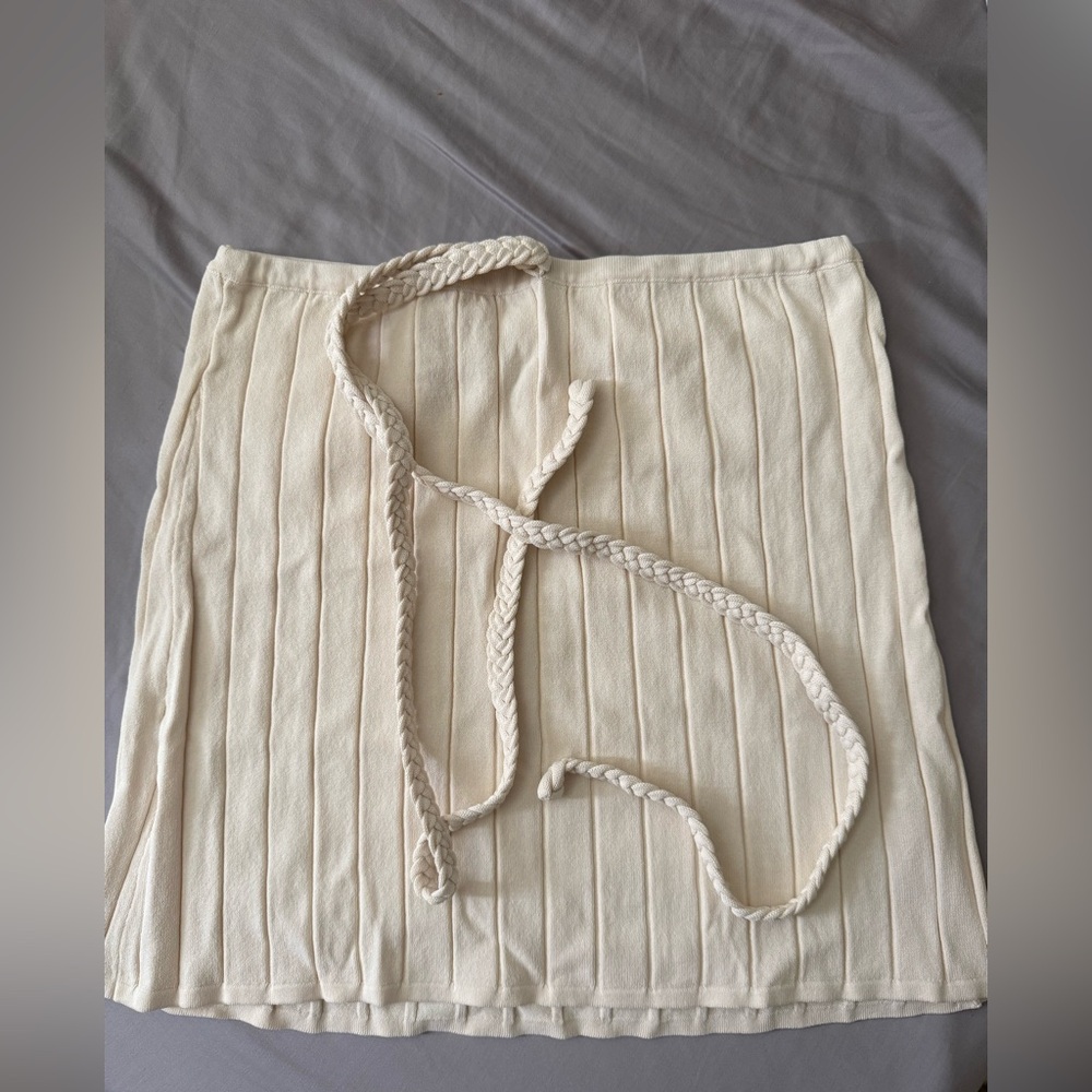 MESHKI New Knit Ribbed mini Skirt in Ivory cream